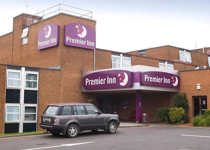 Hotel Premier - M6 Junction 44 3*