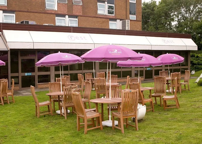 Premier - M6 Junction 44