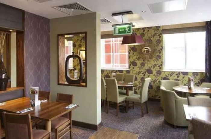 Premier - M6 Junction 44 Hotel Carlisle (Cumbria)